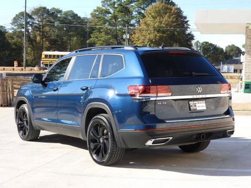 Used 2023 Volkswagen Atlas SE w/ Technology Package w/ Panoramic Sunroof Package image 19