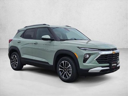 New 2026 Chevrolet TrailBlazer LT w/ Convenience Package FWD image 7