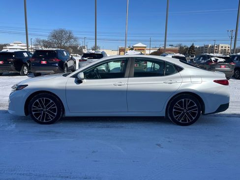 Certified 2025 Toyota Camry XLE image 2