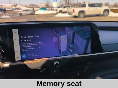 New 2026 Toyota Crown Platinum image 7