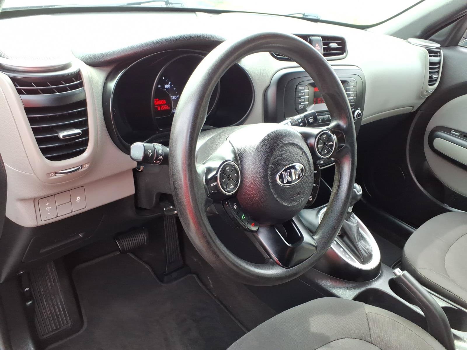 Used 2015 Kia Soul FWD image 8