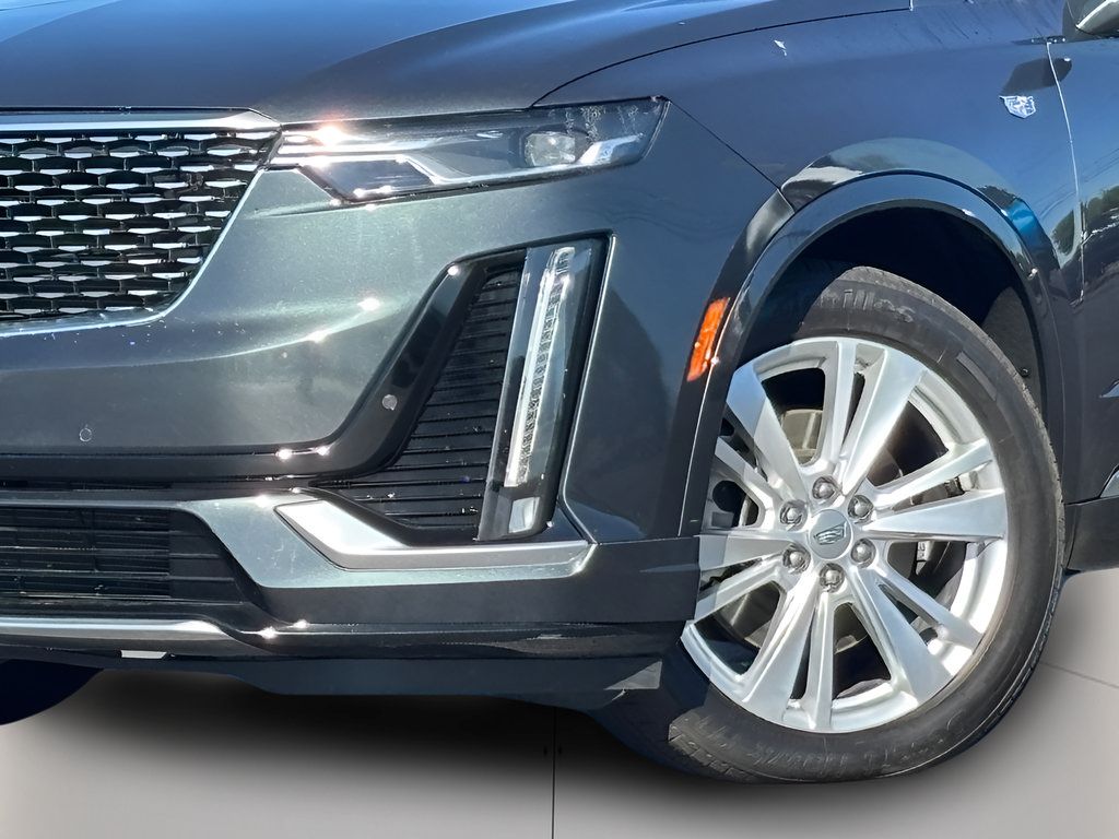 Used 2023 Cadillac XT6 Premium Luxury AWD/4WD image 11