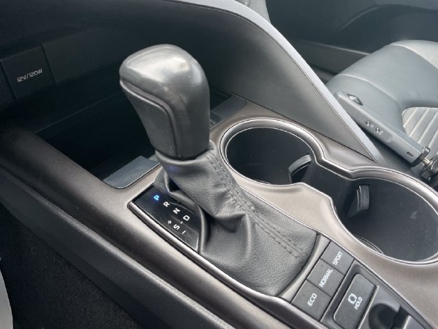 Used 2023 Toyota Camry SE AWD/4WD image 15
