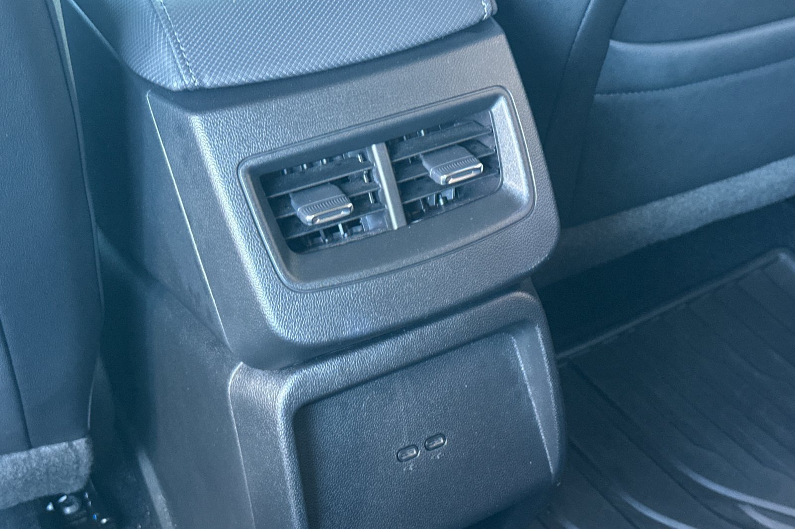Used 2024 Chevrolet Equinox EV LT w/ LPO, All-Weather Mat Package FWD image 42