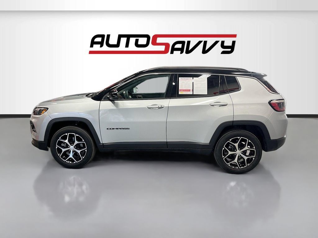 Used 2024 Jeep Compass Limited AWD/4WD image 4