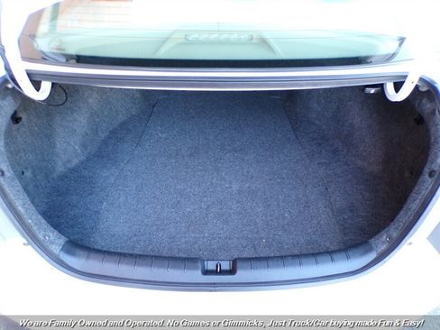 Used 2015 Honda Accord LX image 9