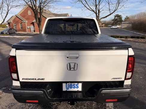 Used 2020 Honda Ridgeline RTL-E image 4