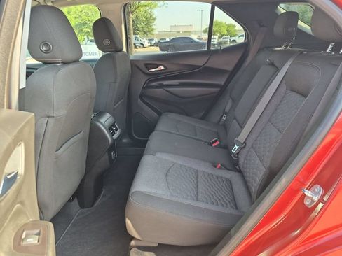 Used 2020 Chevrolet Equinox LT FWD image 21