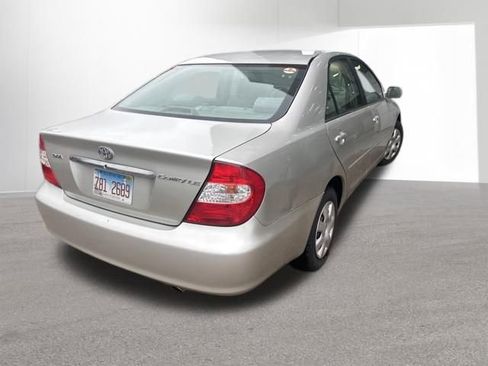 Used 2004 Toyota Camry LE image 9
