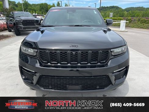 Used 2024 Jeep Grand Cherokee Limited w/ Luxury Tech Group II AWD/4WD image 31