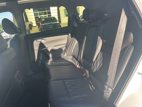 Used 2024 Nissan Rogue Platinum w/ Platinum Premium Package image 15