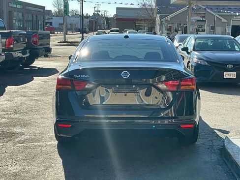 Used 2020 Nissan Altima 2.5 S image 5