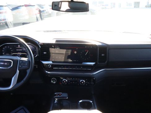 Certified 2023 GMC Sierra 1500 SLT w/ SLT Convenience Package image 10