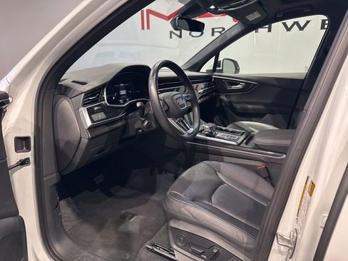 Used 2025 Audi Q7 3.0T Premium Plus AWD/4WD image 10