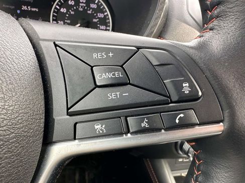 Used 2023 Nissan Sentra SR w/ SR Premium Package FWD image 19