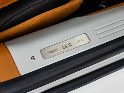 Used 2025 Aston Martin DB12 Coupe image 34