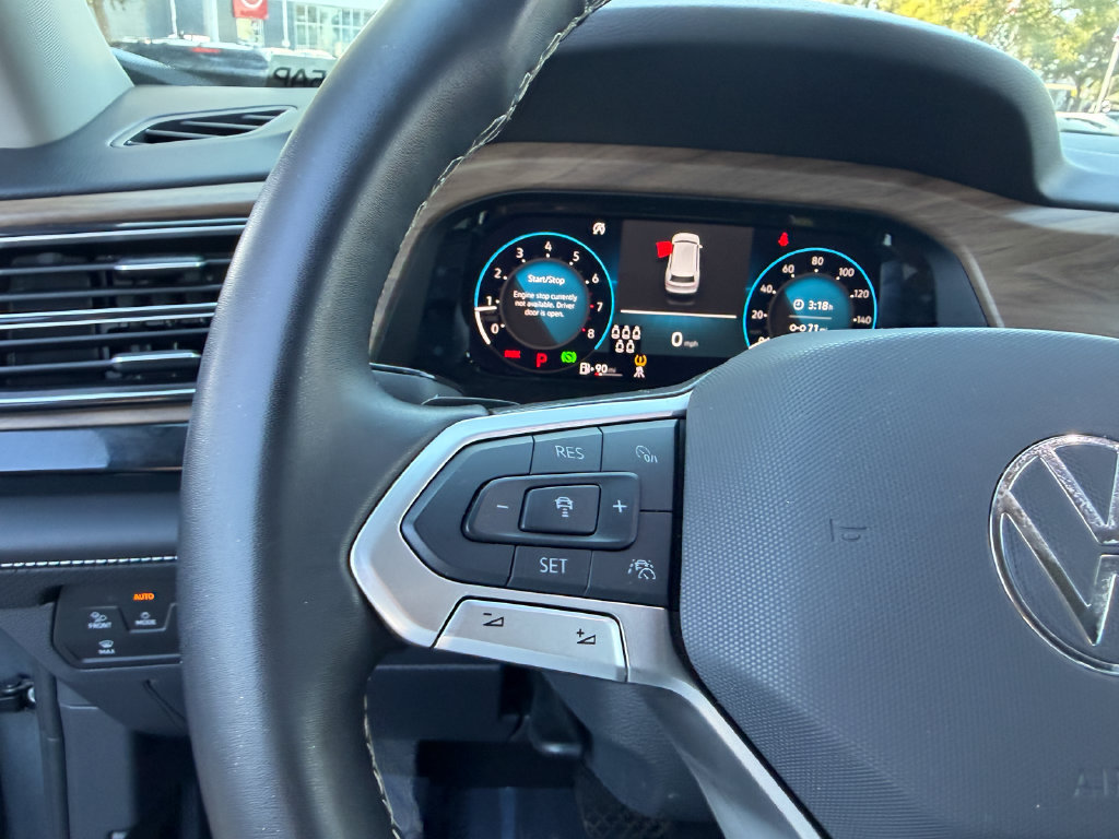 Used 2025 Volkswagen Atlas SE AWD/4WD image 20