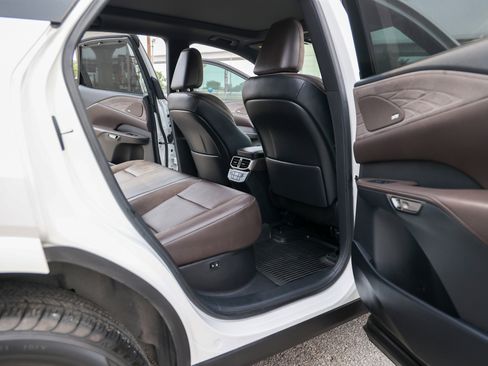 Used 2024 Lexus RX 350 w/ Convenience Package FWD image 32