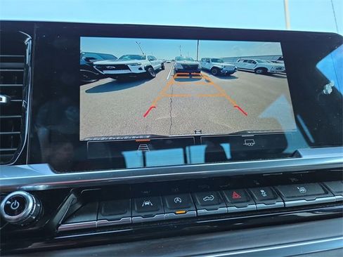 Used 2023 GMC Sierra 1500 SLT image 23