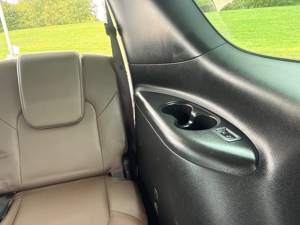 Used 2023 Nissan Armada Platinum w/ Captain's Chairs Package AWD/4WD image 33