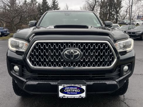 Used 2019 Toyota Tacoma TRD Sport image 2