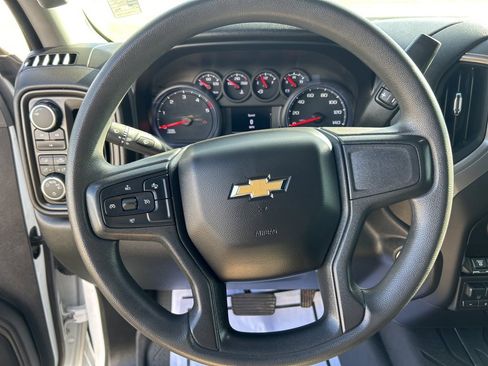 Used 2024 Chevrolet Silverado 2500 Custom w/ Custom Value Package image 17