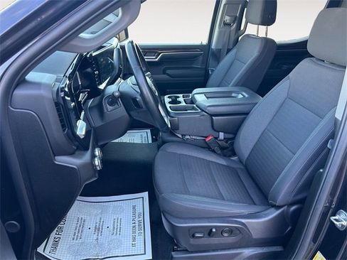 Certified 2024 GMC Sierra 1500 SLE image 9