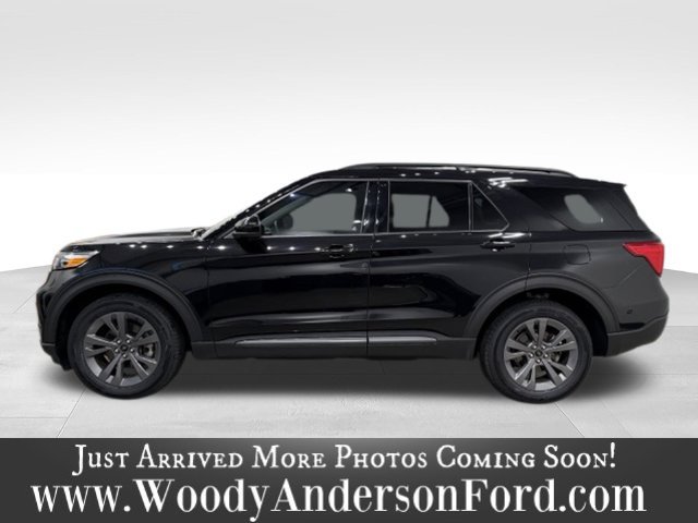 Certified 2023 Ford Explorer XLT w/ Equipment Group 202A AWD/4WD image 3