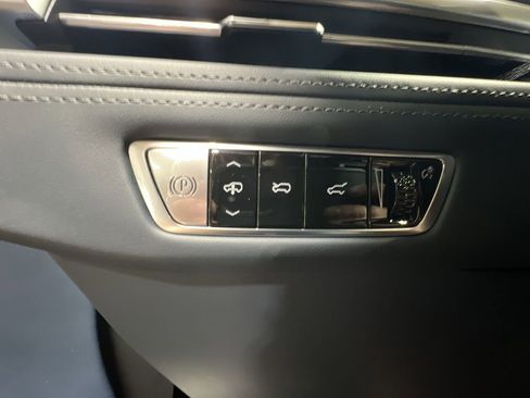 New 2025 Cadillac Escalade IQ Luxury 2 image 18