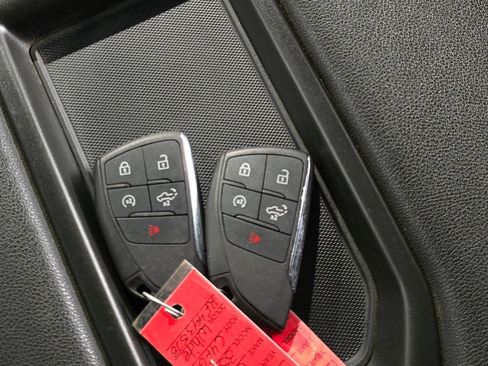 Used 2024 GMC Sierra 3500 SLE image 14