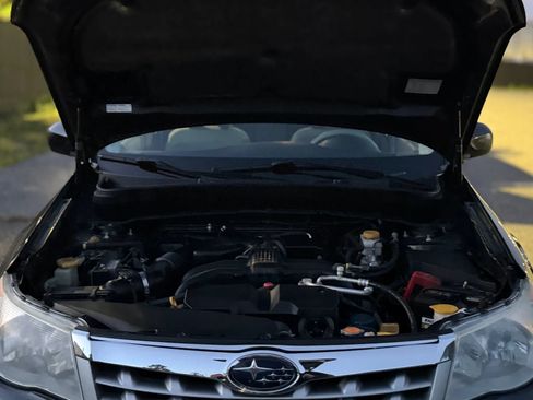 Used 2011 Subaru Forester 2.5X Premium AWD/4WD image 29