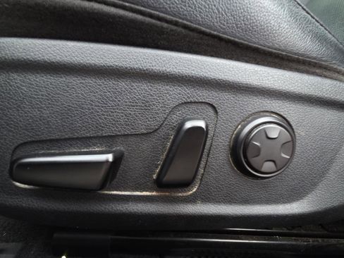 Used 2019 Kia Stinger Premium image 21