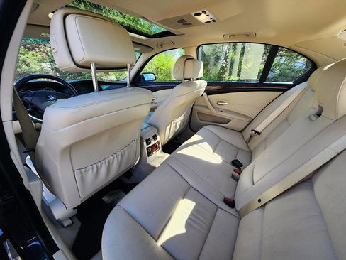 Used 2010 BMW 535i xDrive Sedan image 20