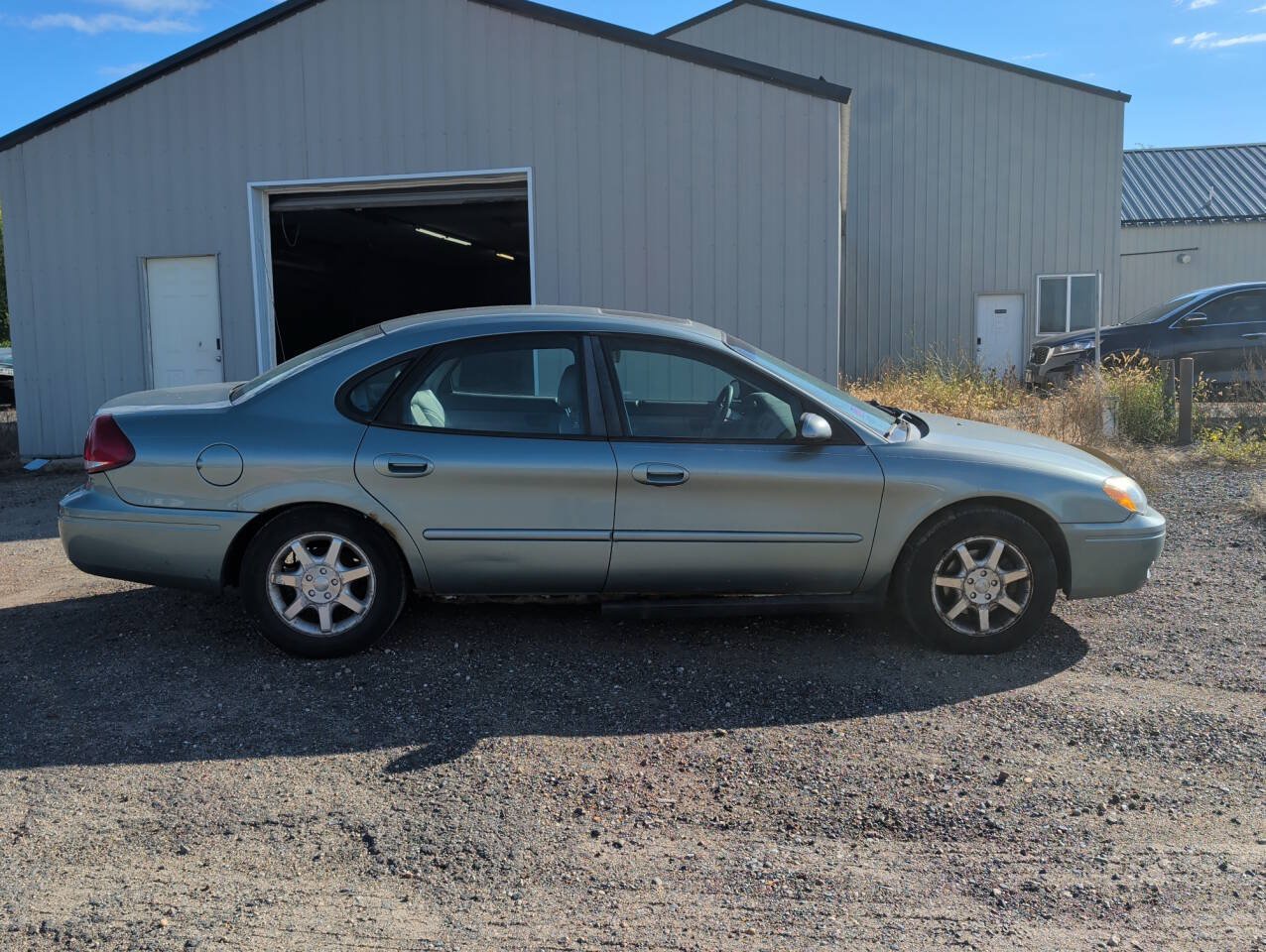 Used 2006 Ford Taurus SEL FWD image 6