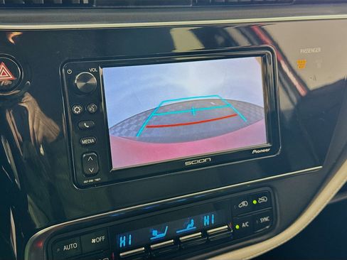 Used 2016 Scion iM image 23