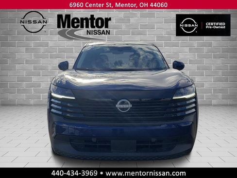 Certified 2025 Nissan Kicks SV image 2