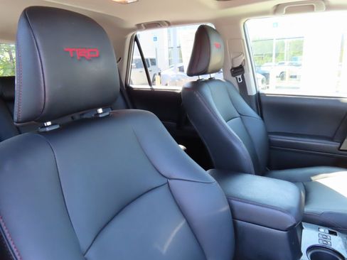 Used 2021 Toyota 4Runner Venture image 34