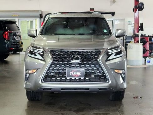 Used 2021 Lexus GX 460 Premium w/ Premium Plus Package AWD/4WD image 2