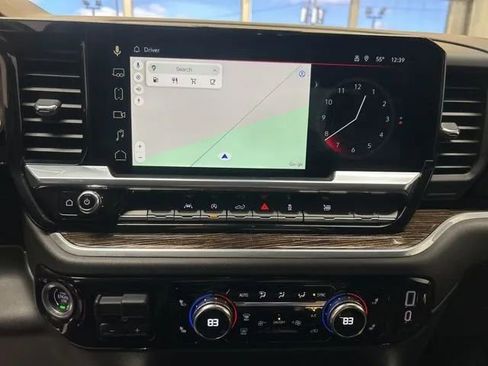 Used 2022 GMC Sierra 1500 Elevation w/ LPO, Elevation Black Package image 17