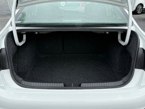 Used 2024 Volkswagen Jetta S FWD image 8