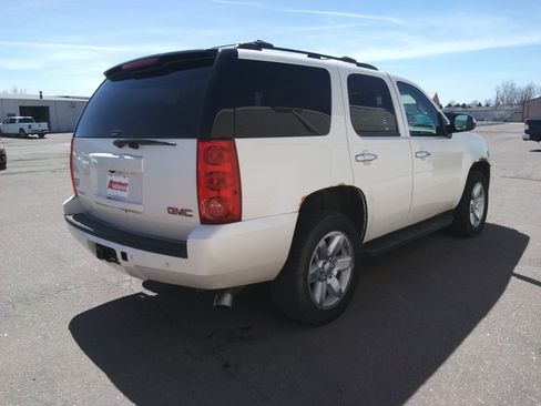 Used 2010 GMC Yukon SLT w/ SLT Chrome Package AWD/4WD image 6