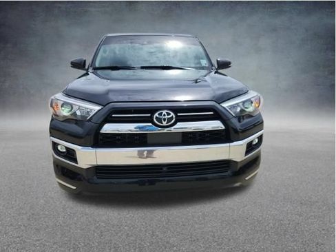 Used 2024 Toyota 4Runner Limited AWD/4WD image 3