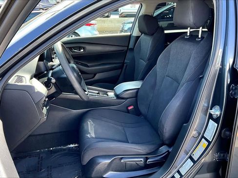 Used 2025 Honda Accord LX image 7