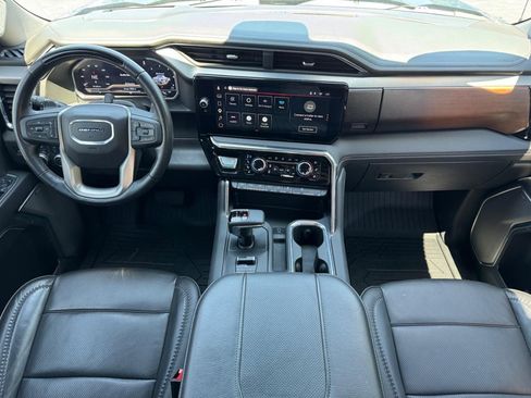 Used 2025 GMC Sierra 1500 Denali AWD/4WD image 12