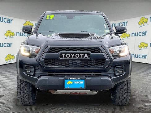 Used 2019 Toyota Tacoma TRD Pro image 2