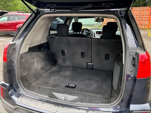 Used 2017 GMC Terrain SLE FWD image 32