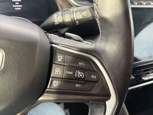 Used 2021 Jeep Grand Cherokee L Limited image 13