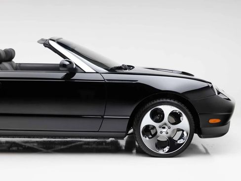 Used 2002 Ford Thunderbird RWD image 39