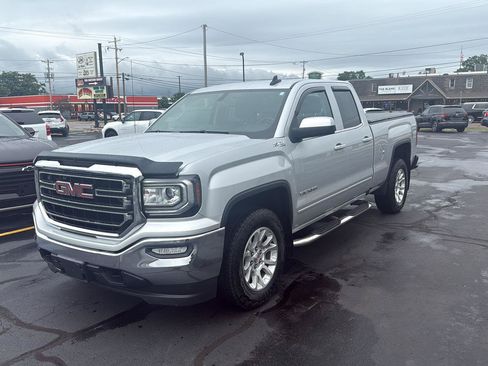 Used 2016 GMC Sierra 1500 SLE w/ SLE Value Package AWD/4WD image 3