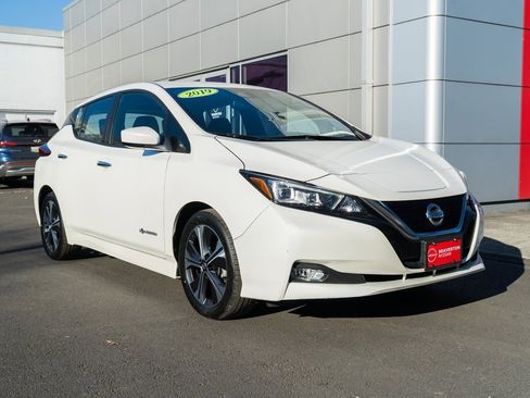 Used 2019 Nissan Leaf SV w/ SV Technology Package image 26